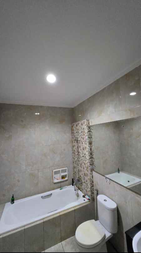 rumah siap huni cluster lotus summarecon bekasi