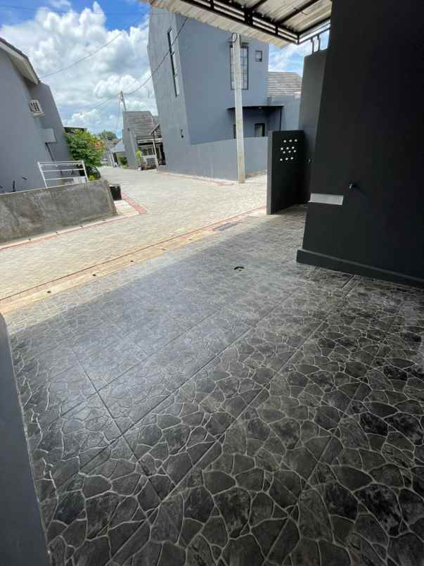 rumah siap huni di pengasinan sawangan depok