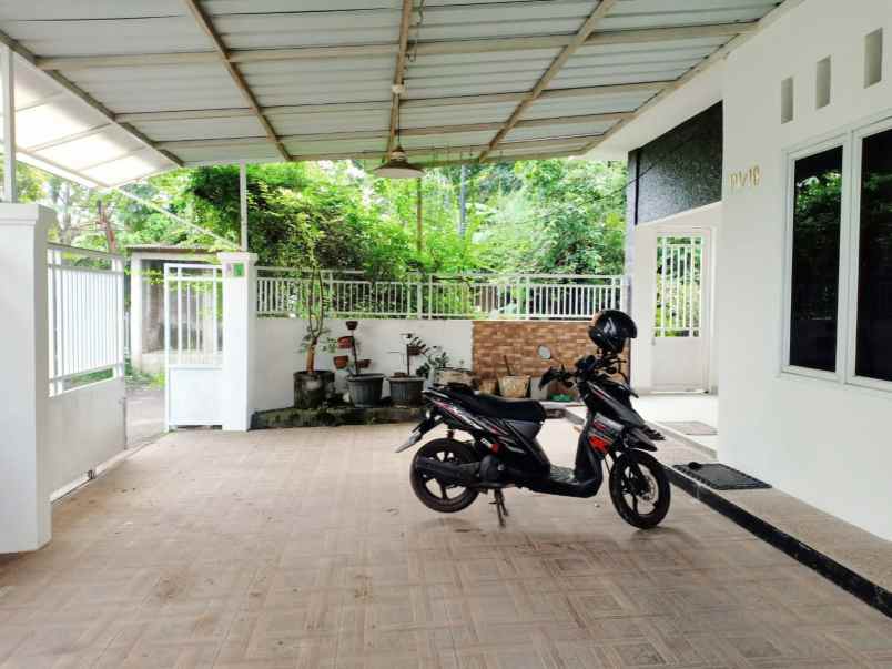 rumah taman cimanggu jalan