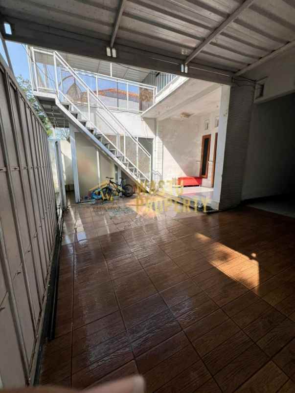 rumah tepi jalan cocok untuk usaha di ngaglik sleman