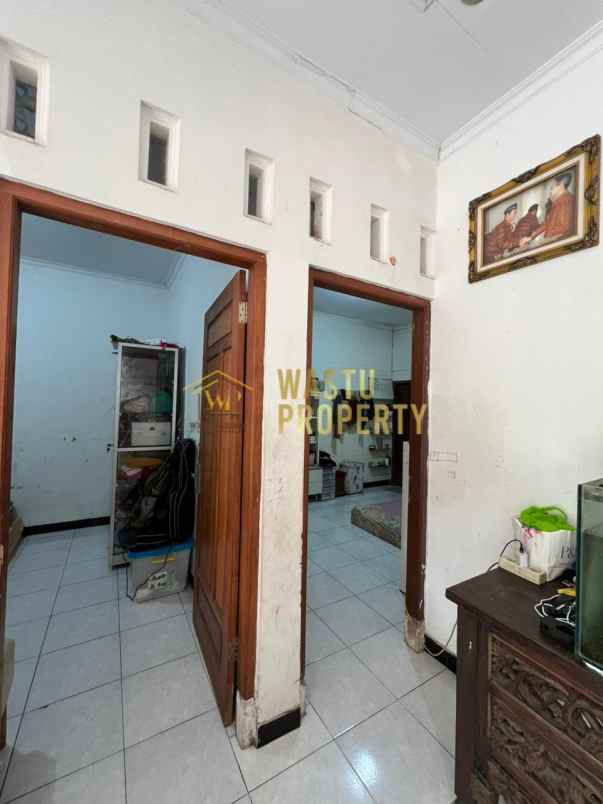 rumah tepi jalan cocok untuk usaha di ngaglik sleman