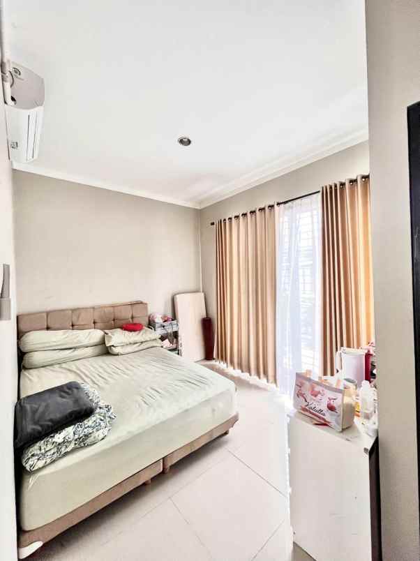 rumah terawat lokasi strategis dekat bintaro ciputat