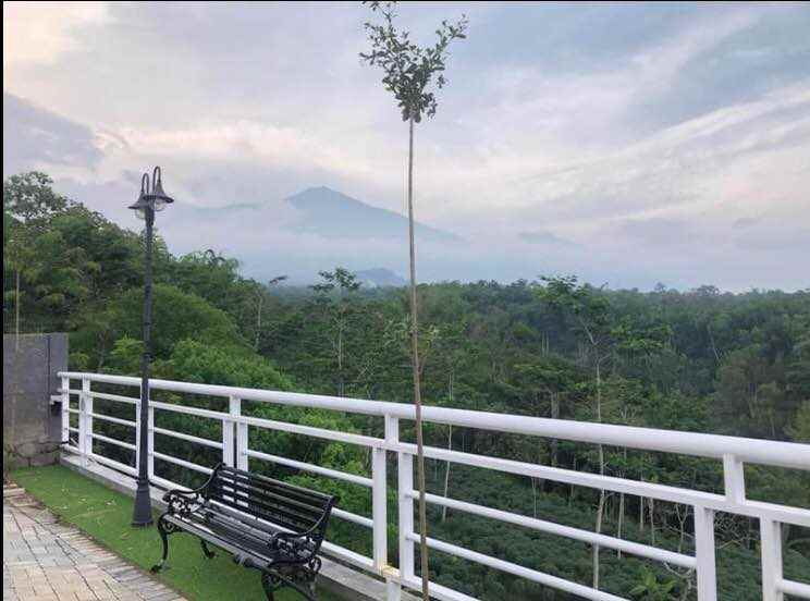 rumah villa lokasi ketindan lawang malang