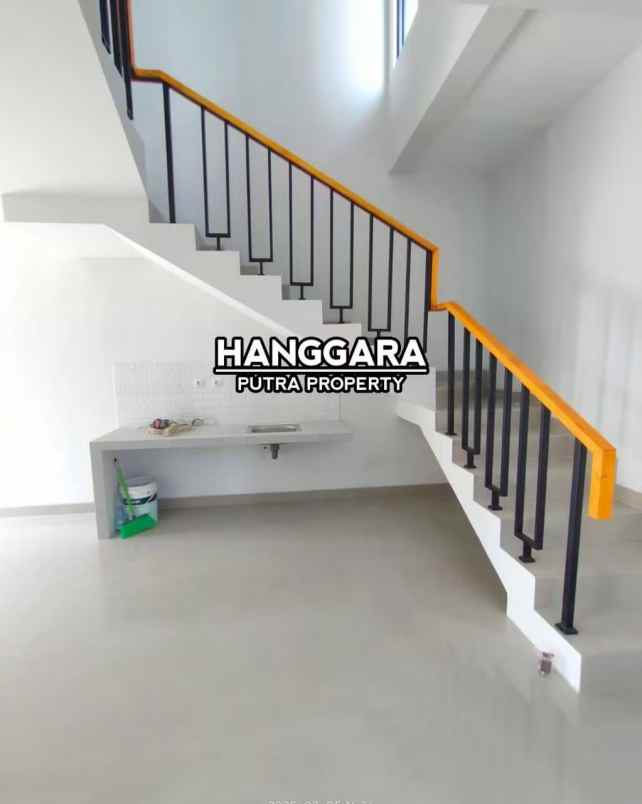 taman medira rumah 2 lantai di lamaran karawang