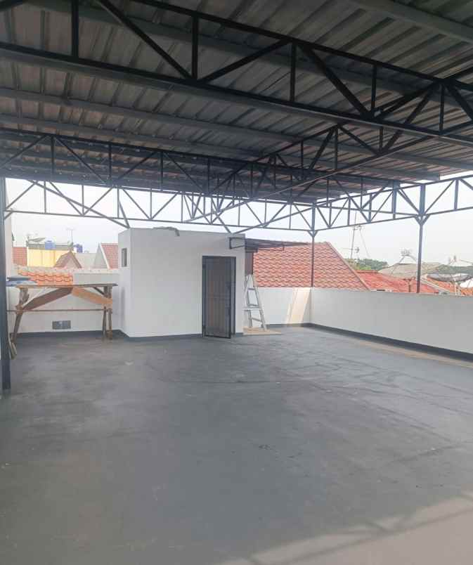 taman palem lestari jak bar