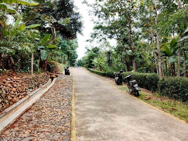 tanah dekat kantor pertanian