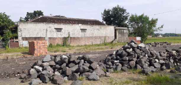 tanah gadingan mojolaban sukoharjo