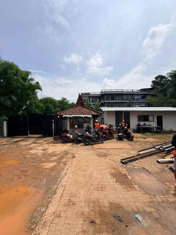 tanah komersil di lebak bulus dekat toll tb simatupang