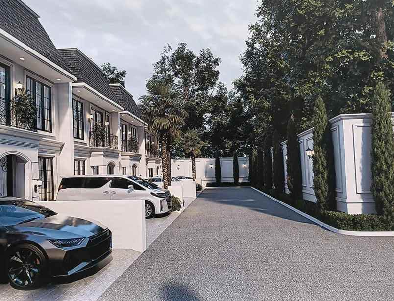 townhouse dalam komplek 10 menit ke lrt cikunir