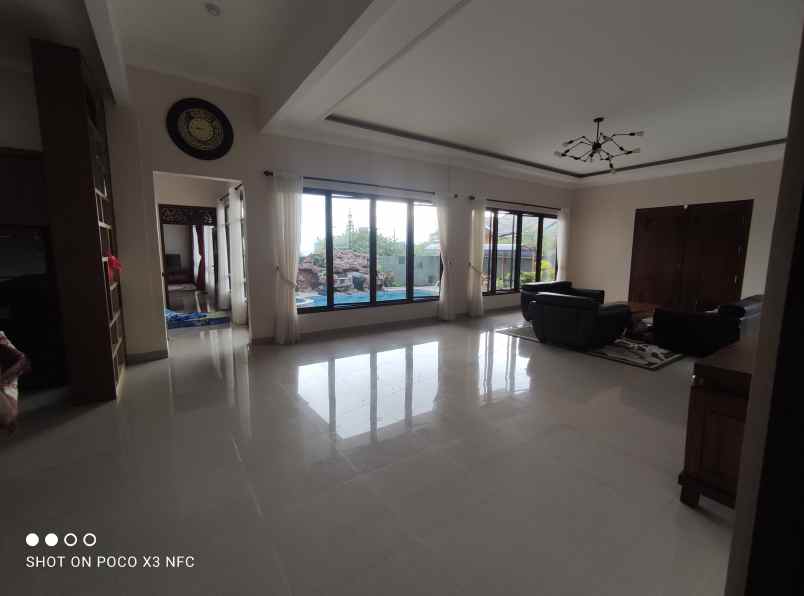 villa alamat jalan cisarua km 79