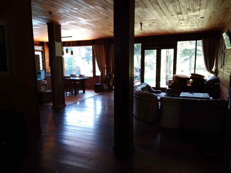 villa alamat jalan cisarua km 81