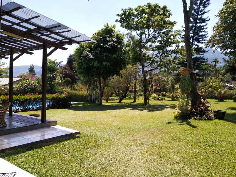 villa alamat jalan cisarua km 81