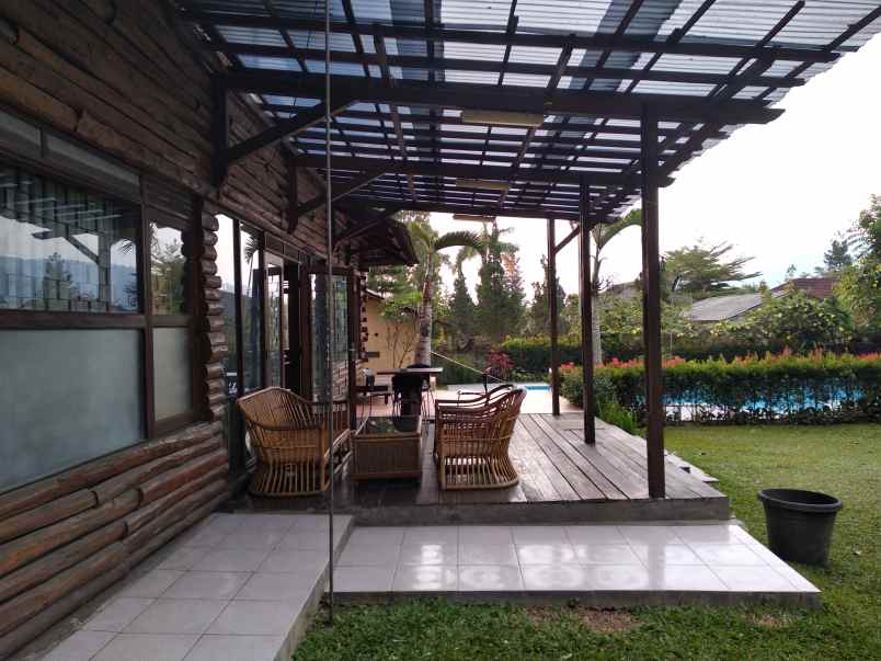 villa alamat jalan cisarua km 81