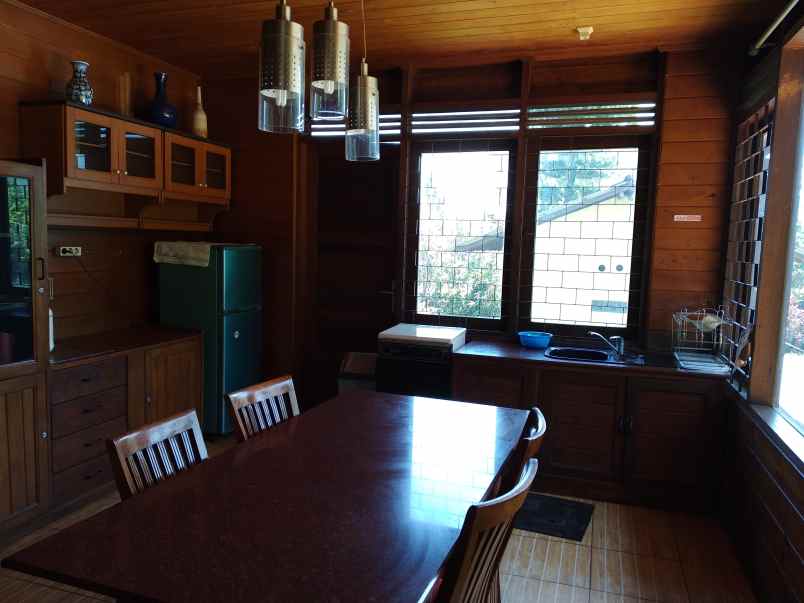 villa alamat jalan cisarua km 81