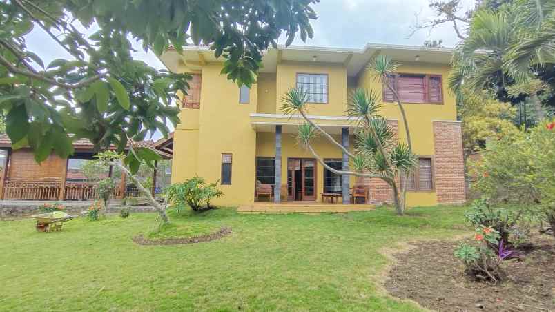 villa kota wisata batu