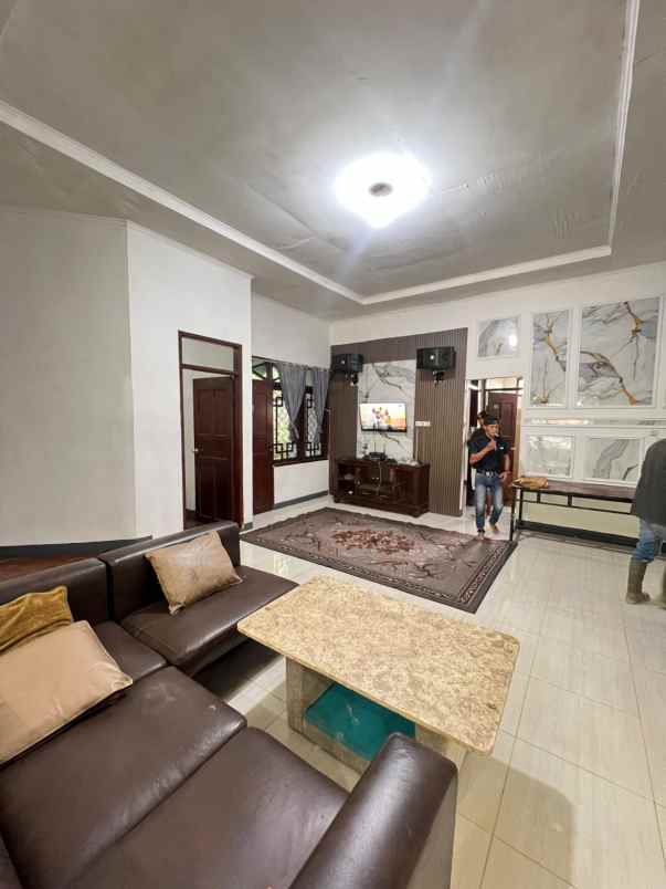 villa murah 1 jutaan puncak harga weekday