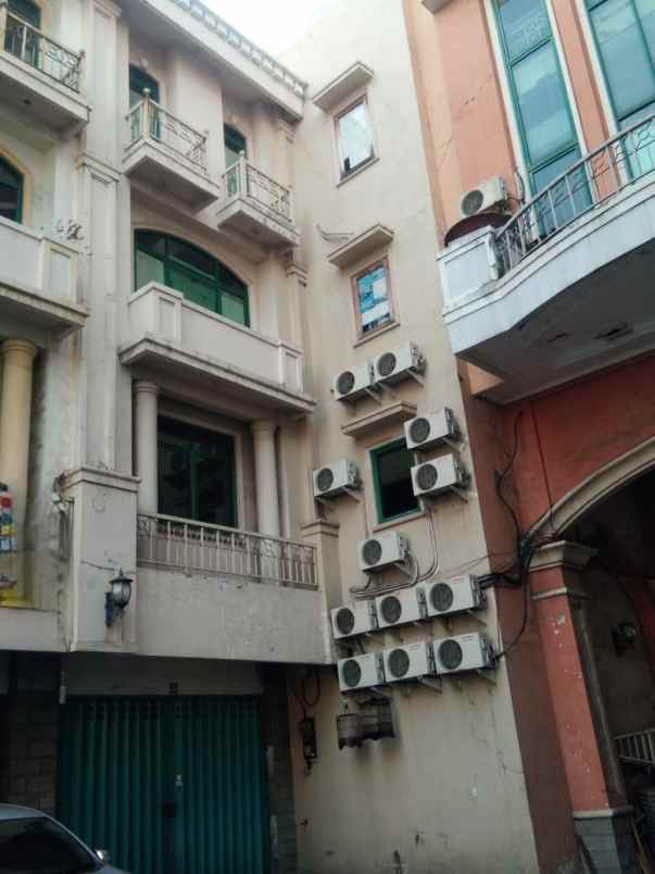 3unit ruko jaksa agung suprapto strategis