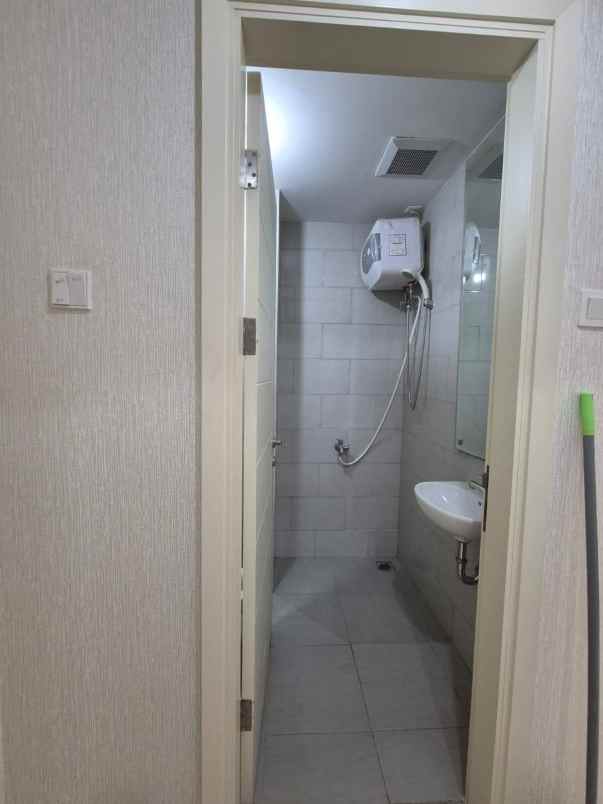 dijual apartemen apartemen anderson pakuwon