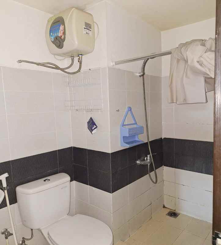 dijual apartemen jl scientia boulevard kel