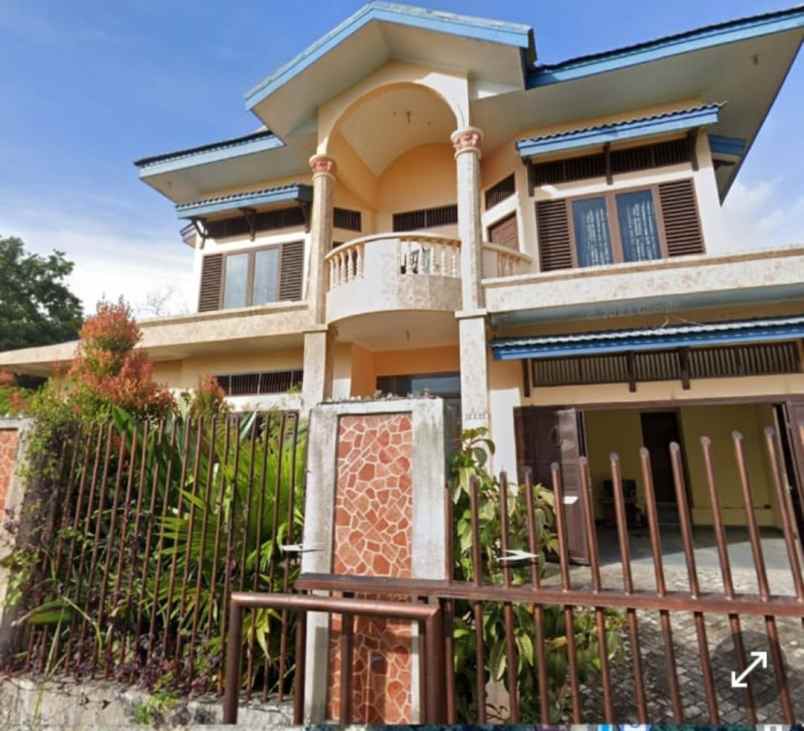 dijual cepat rumah 2 lantai di jl pramuka rumbai