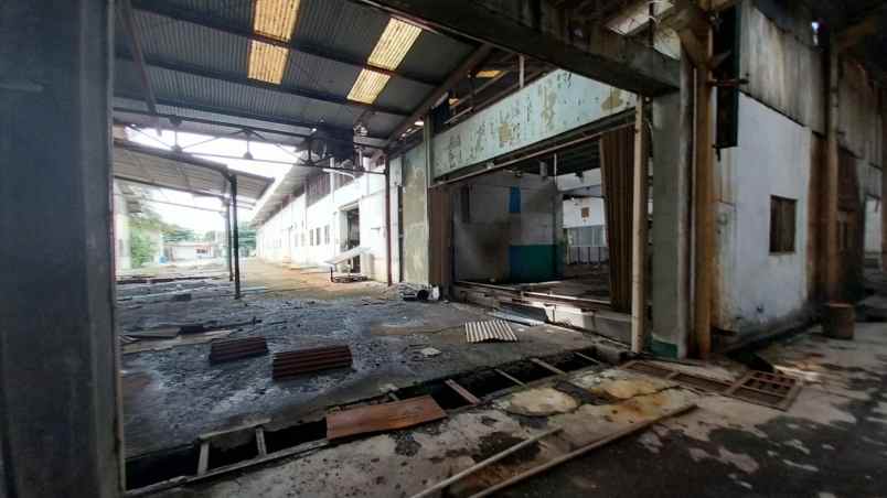 dijual gudang luas 16 720m v