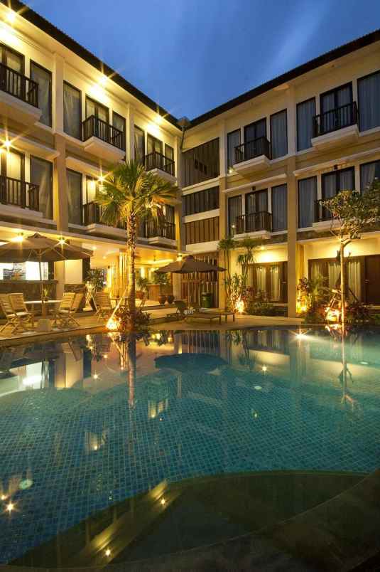 dijual hotel jl blambangan kuta kec