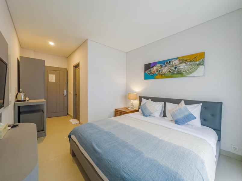 dijual hotel seminyak kec kuta kab badung