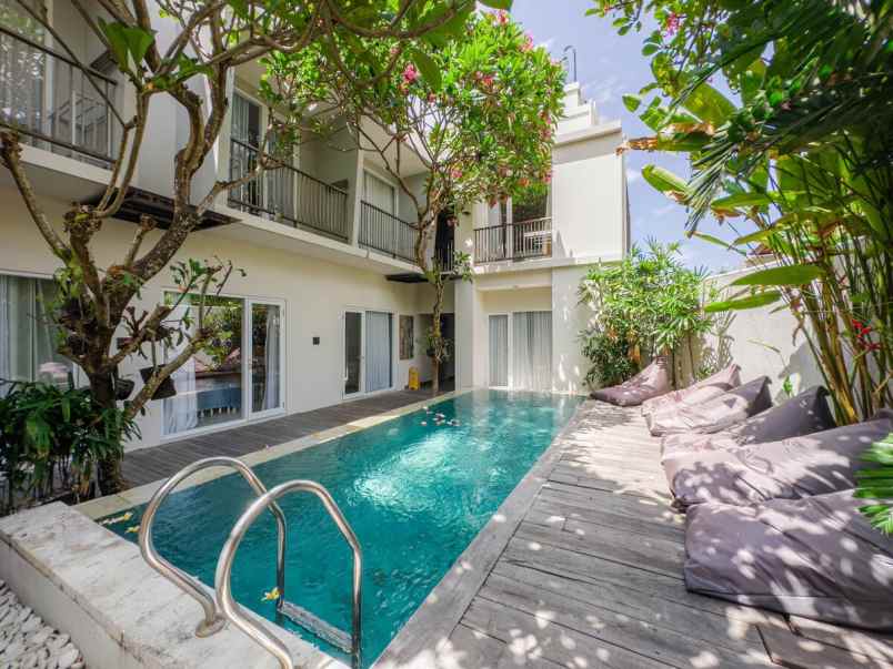 dijual hotel seminyak kec kuta kab badung