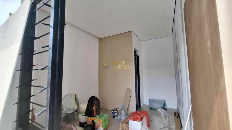 dijual kost baru 10 kamar dekat kampus ugm