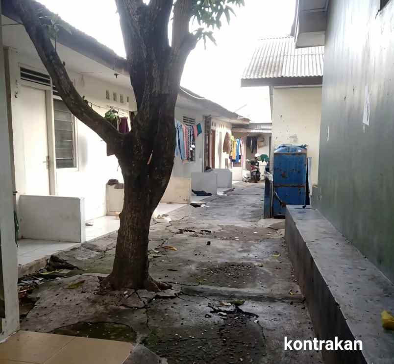 dijual kost cirendeu ciputat timur tangsel