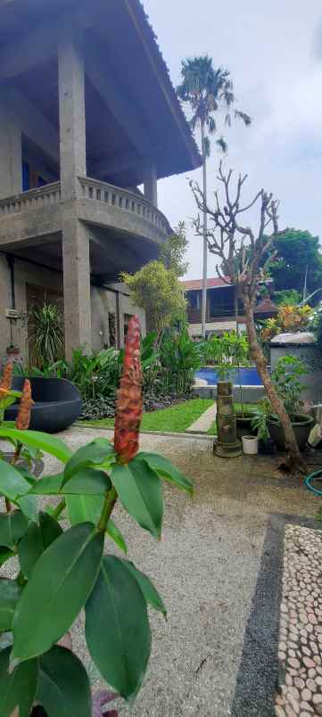 dijual kost jalan raya semer