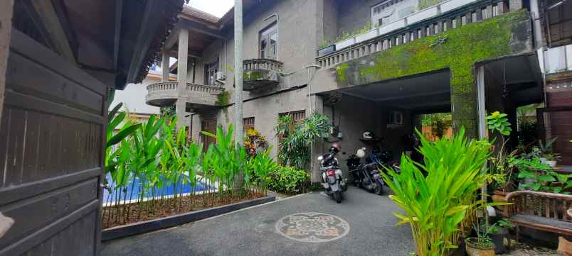 dijual kost jalan raya semer