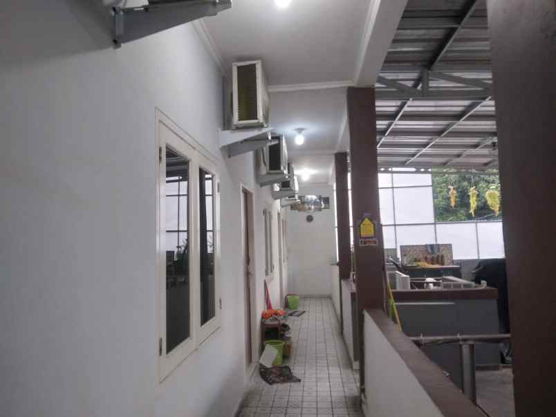 dijual kost lebak bulus