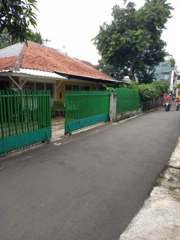 dijual luas tanah 500 meter lokasi strategis