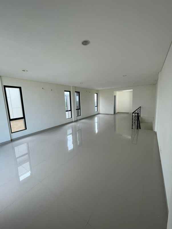 dijual murah ruko hook astha suvarna sutera tangerang