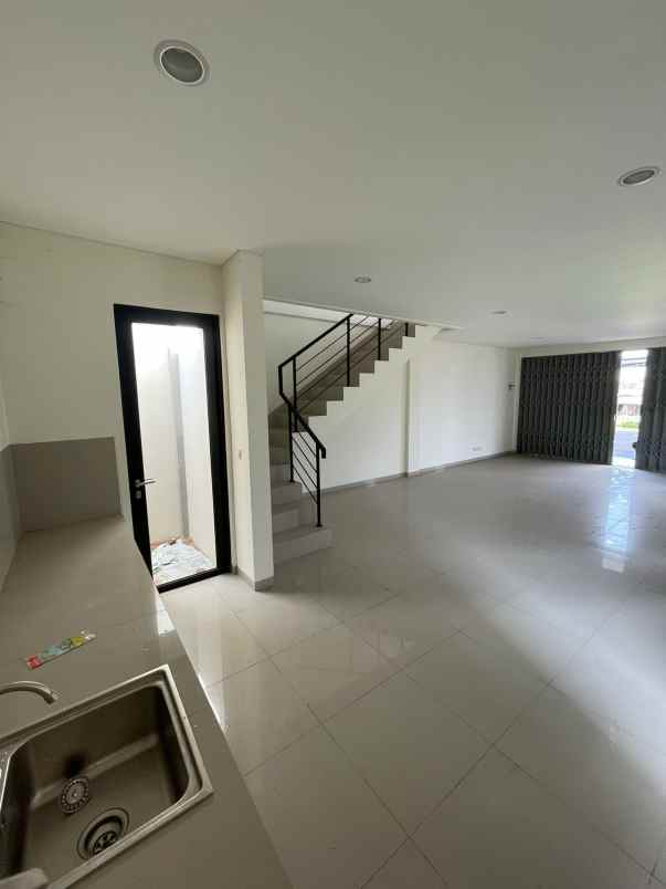 dijual murah ruko hook astha suvarna sutera tangerang