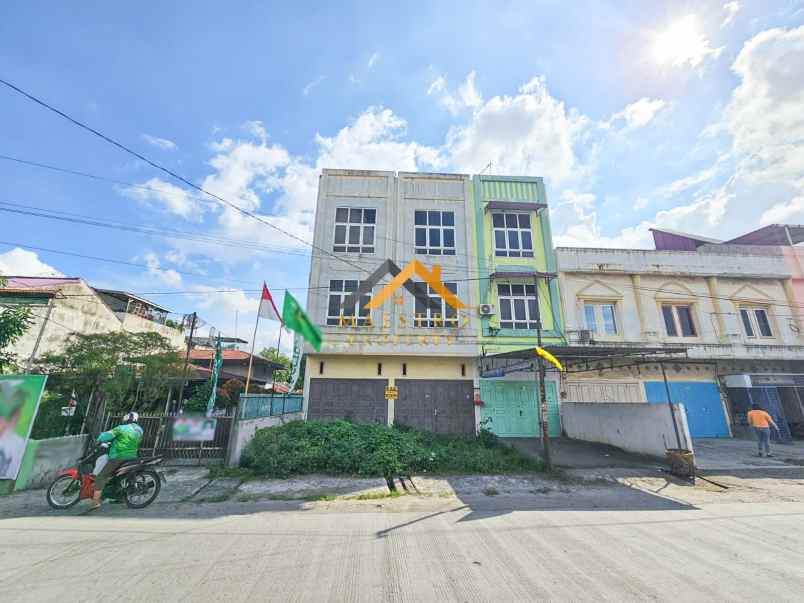 dijual ruko gandeng jalan jemadi depan mie singapore