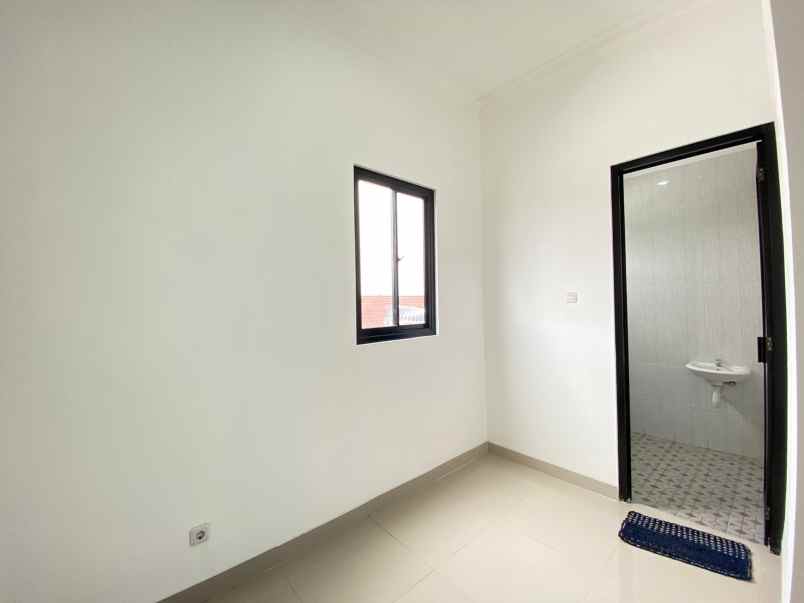 dijual ruko gudang kantor cipinang melayu