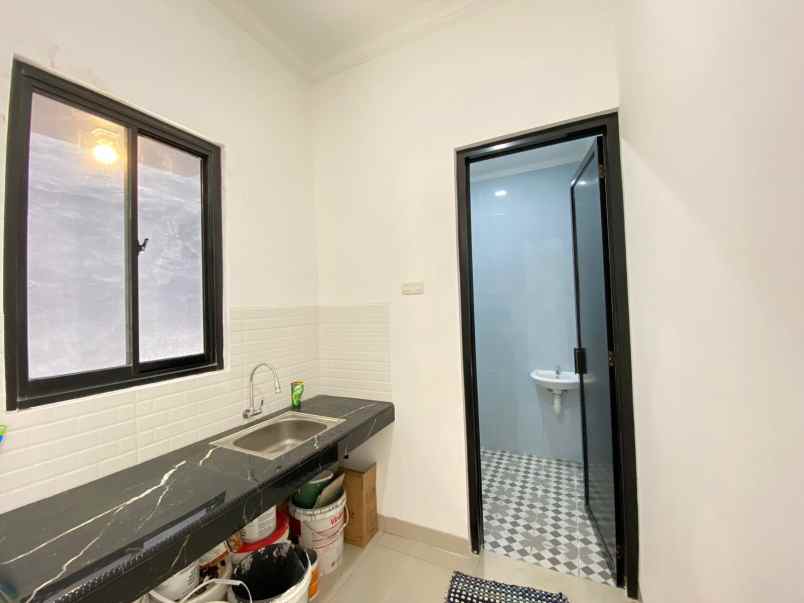 dijual ruko gudang kantor cipinang melayu