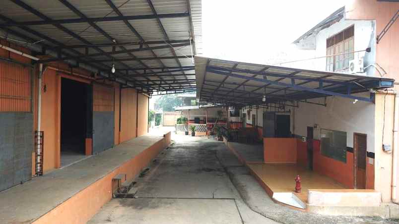 dijual ruko gudang kantor jalan raya wibawa mukti ii