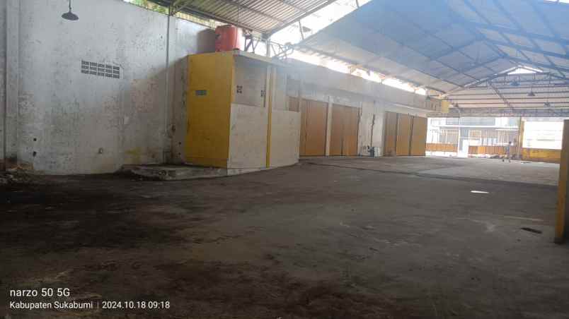 dijual ruko gudang kantor jl raya cibatu cisaat no