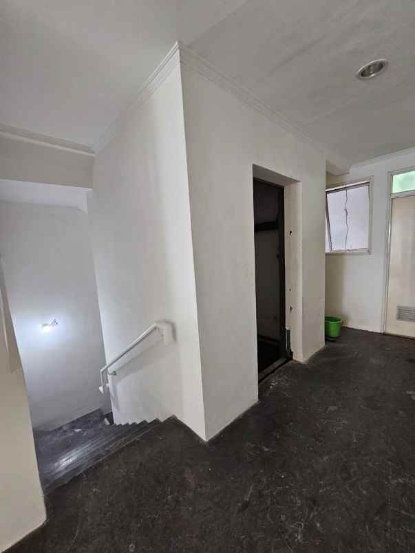 dijual ruko gudang kantor margaguna baru