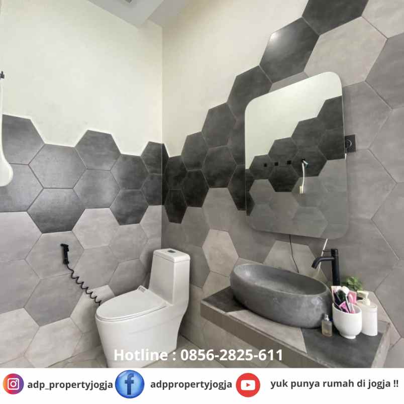 dijual rumah 10 menit kampus umy