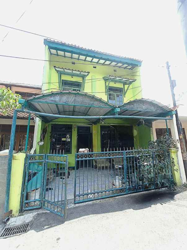 dijual rumah 2 lantai di antapani kodya bandung