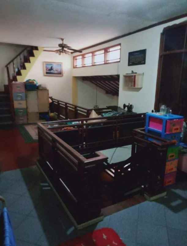 dijual rumah 2 lantai di antapani kodya bandung