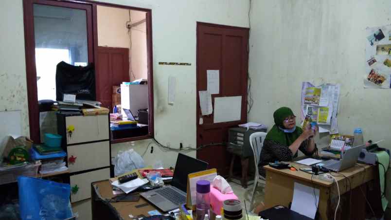 dijual rumah 2 lantai di jalan arteri soeta semarang