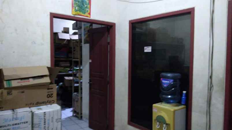 dijual rumah 2 lantai di jalan arteri soeta semarang
