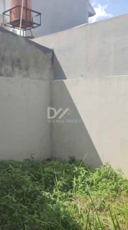 dijual rumah 2 lantai di serpong garden