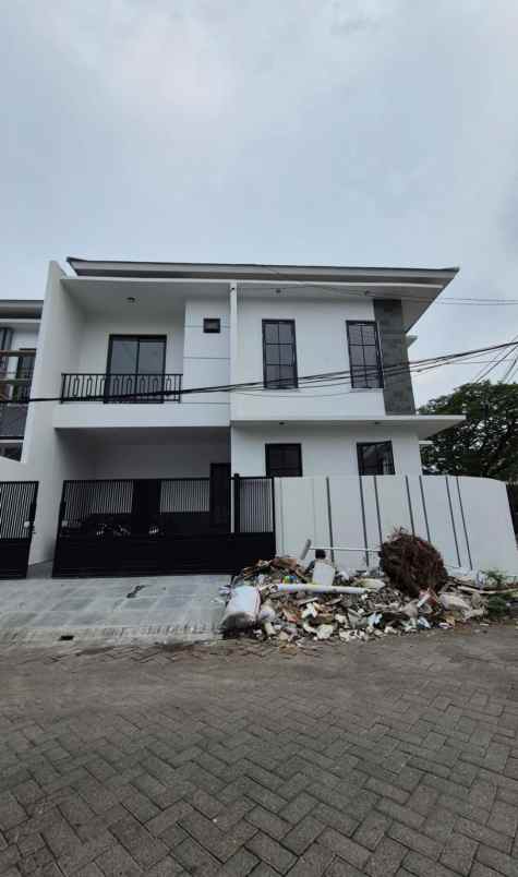 dijual rumah araya galaxy bumi permai