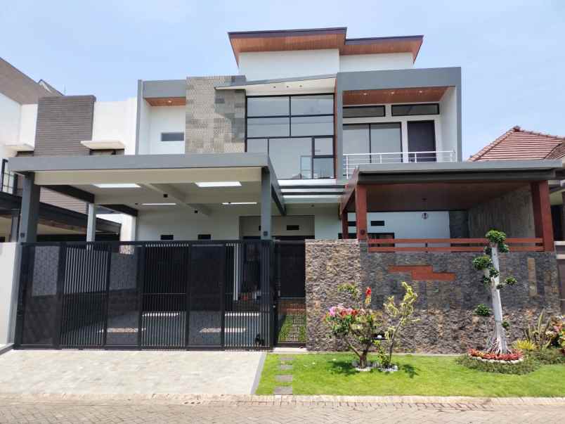 dijual rumah araya kota malang